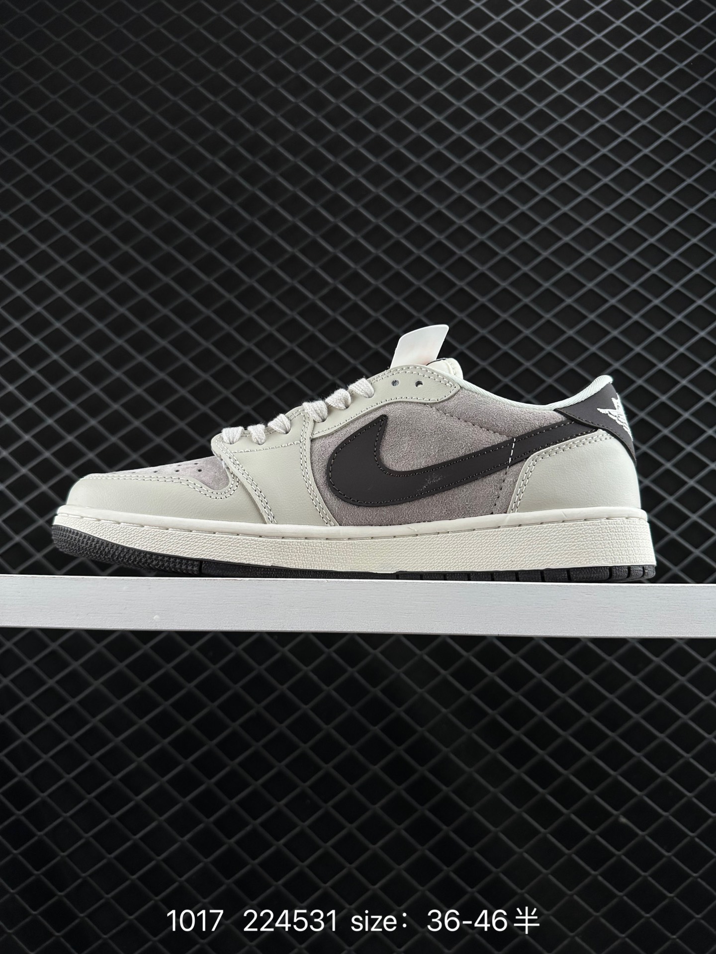 Travis Scott x Air Jordan 1 ” Reverse Mocha “